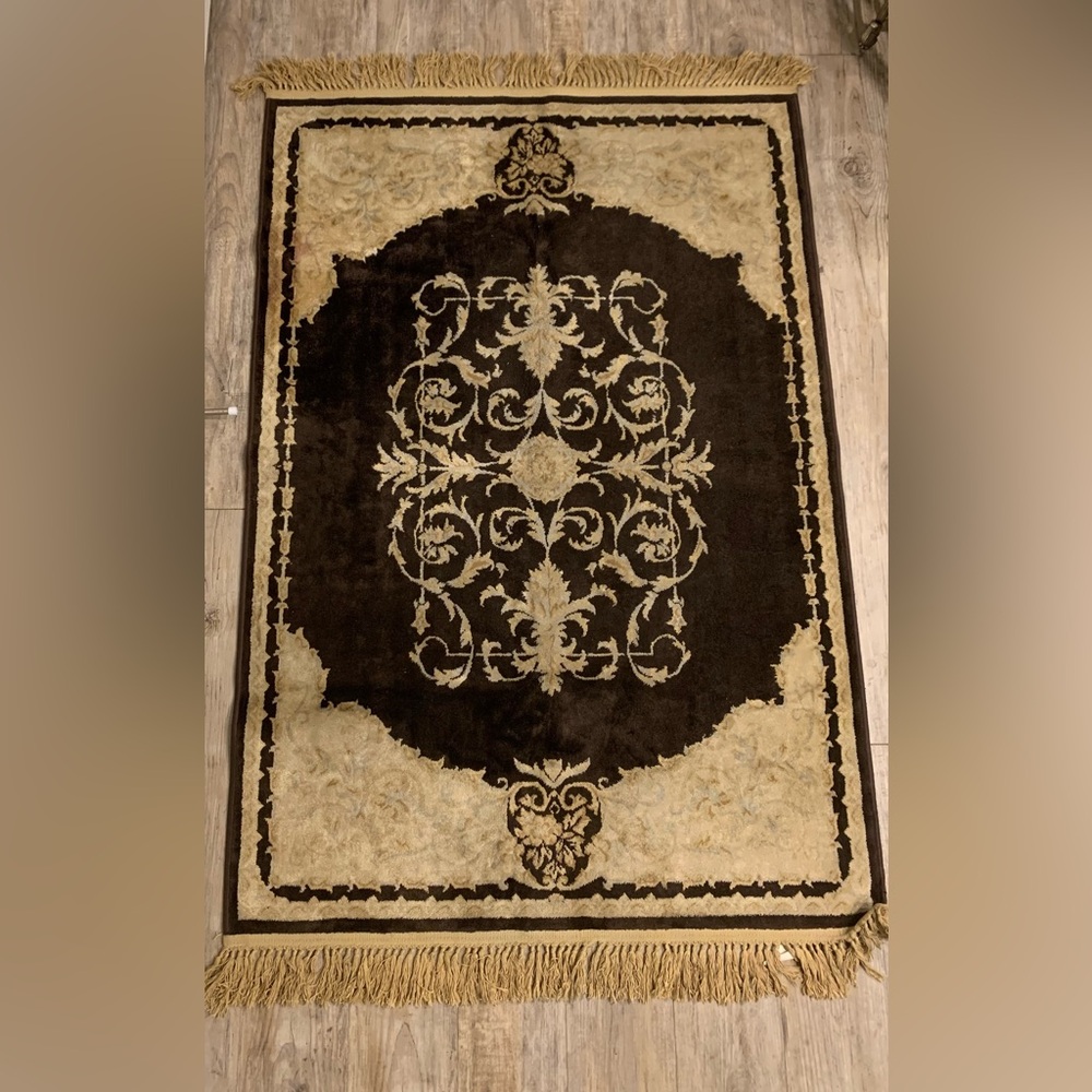 Belgium Area Rug